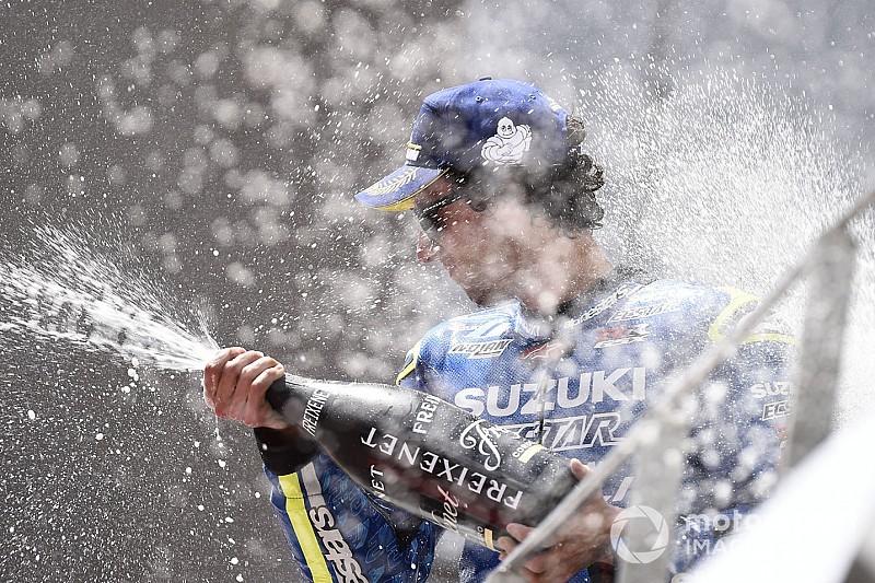 Rins: “Acabar el Mundial por delante de Iannone es importante para mí”