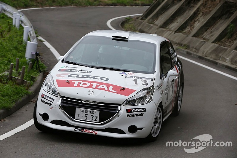 プジョー208 R2が全日本ラリー開幕戦でJN5クラスで2位