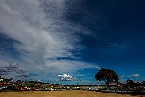 Sandown Racecourse Jadi Lokasi Vaksinasi Covid-19