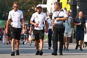 McLaren team manager quits for new role at Williams