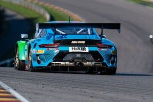 Sven Müller erklärt seine Strafe am Sachsenring