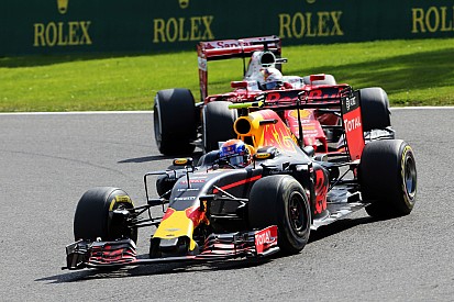 Verstappen approach "refreshing but dangerous" - Wolff