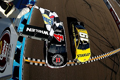 Fotostrecke: Die engsten Zieleinläufe der NASCAR
