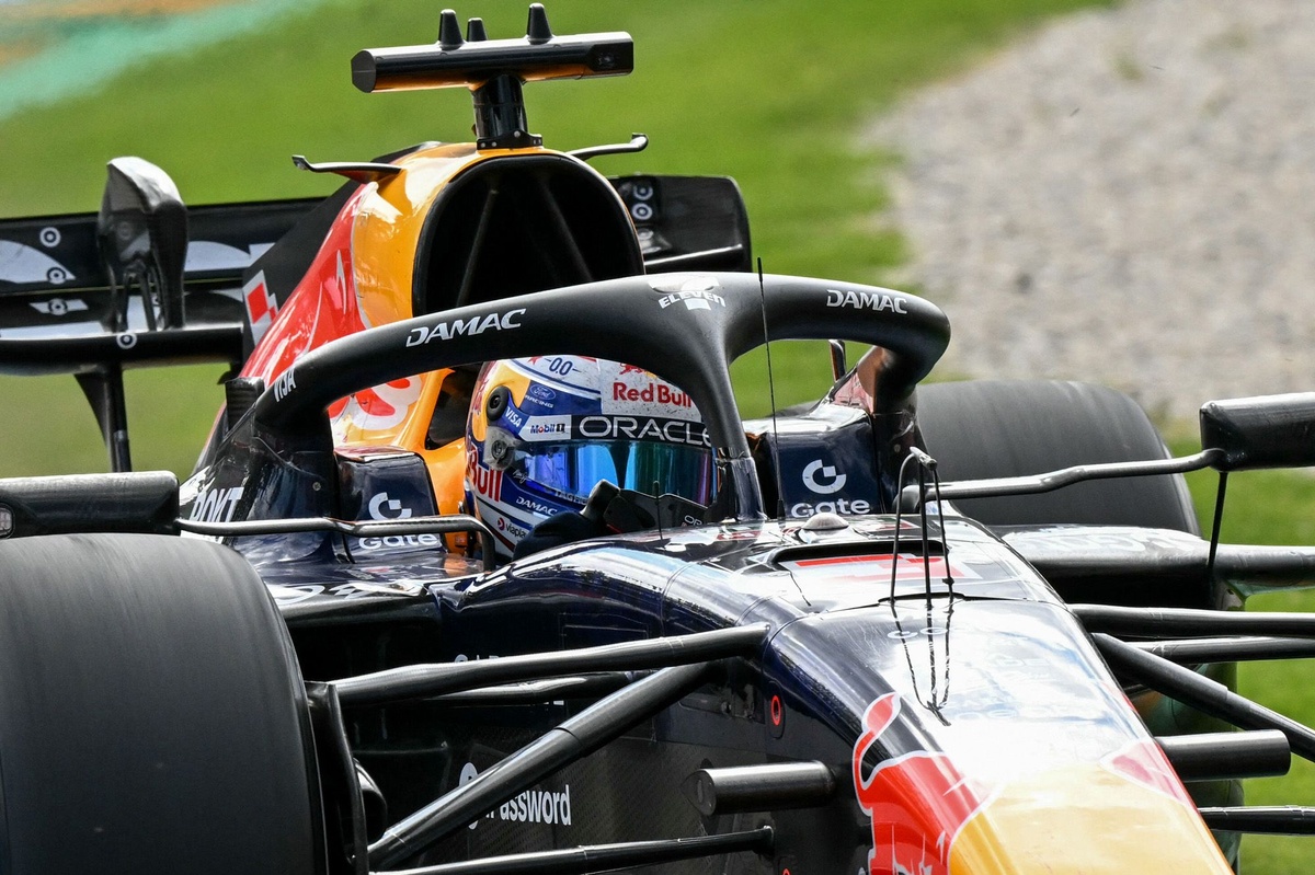 La batterie de Verstappen et Hadjar était vide au départ