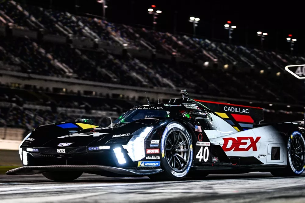 #40 Cadillac Wayne Taylor Racing Cadillac V-Series.R: Jordan Taylor, Louis Deletraz, Colton Herta