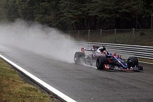 Sainz se diz confiante para corrida com pista seca