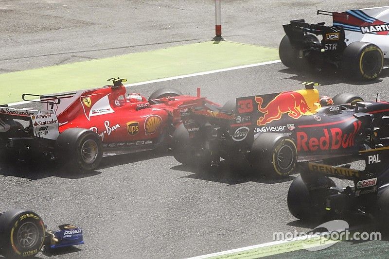 Kimi e Verstappen culpam Bottas por incidente na curva 1