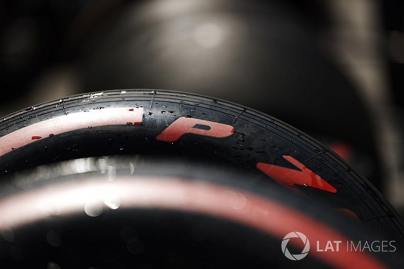 Mercedes y Ferrari eligen los mismos neumáticos para Bakú