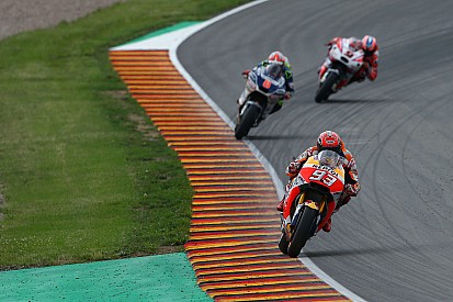 Márquez: “Le he pedido disculpas a Viñales y he visto que seguía enfadado”