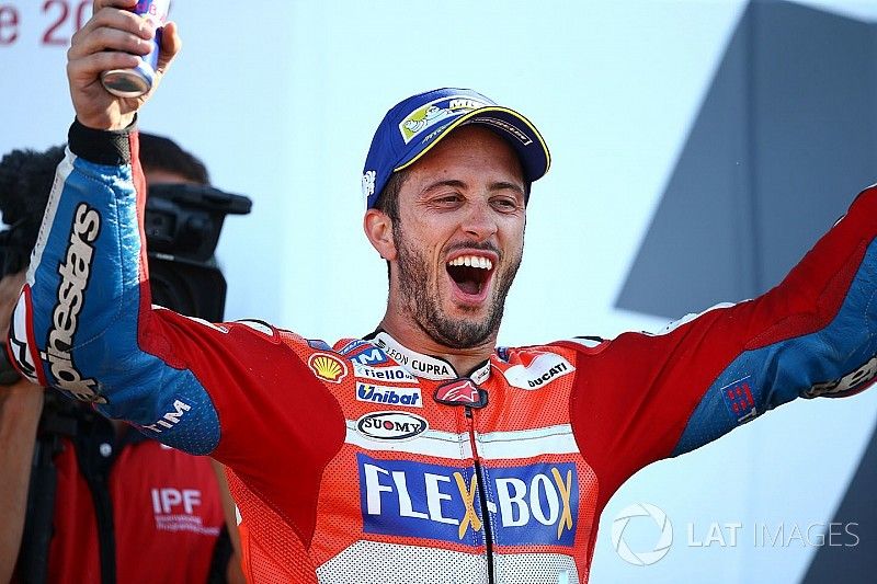 Podio: il vincitore della gara Andrea Dovizioso, Ducati Team