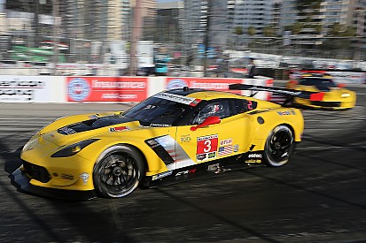Corvette drivers puzzled by bizarre race ending