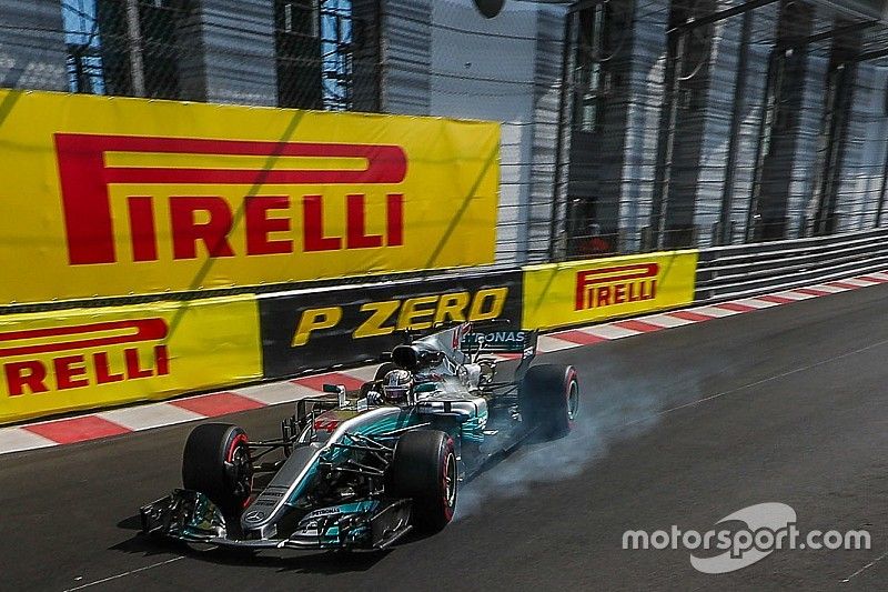 Blocage de roues pour Lewis Hamilton, Mercedes-Benz F1 W08 Hybrid