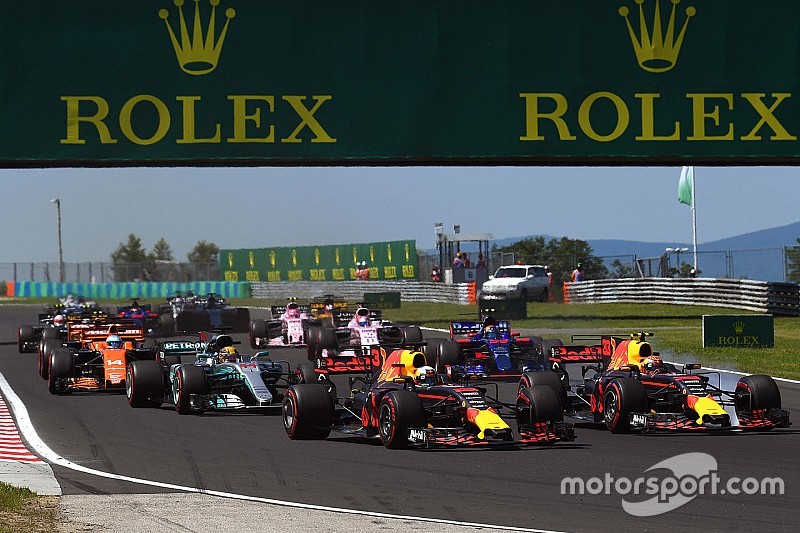 Analyse: Waarom Verstappen géén straf had moeten krijgen in Hongarije