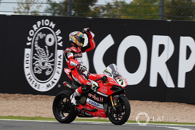 Course 2 - Davies sauve l'honneur devant les deux Yamaha !