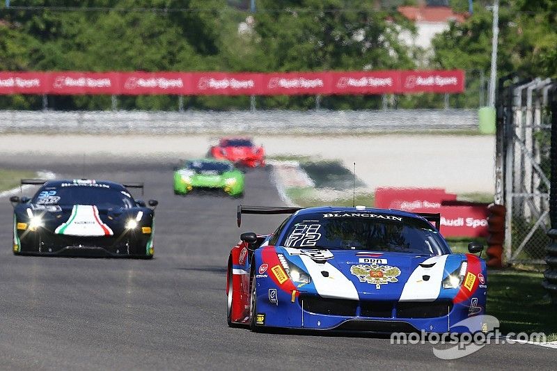 #72 SMP Racing Ferrari 488 GT3: Victor Shaytar, Davide Rigon, Miguel Molina