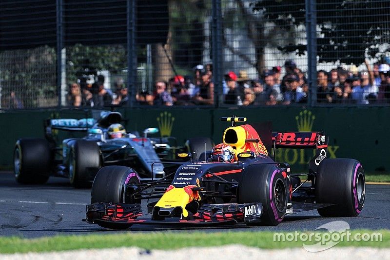 Verstappen "soulagé" par l'écart avec Mercedes et Ferrari
