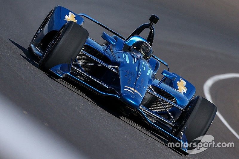 Juan Pablo Montoya prueba el Chevrolet IndyCar 2018