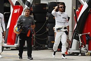 Alonso tras abandonar en la primera vuelta: "No pudimos hacer nada"