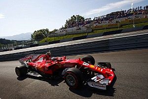 Raikkonen quase atropela fotógrafo na entrada de pitlane