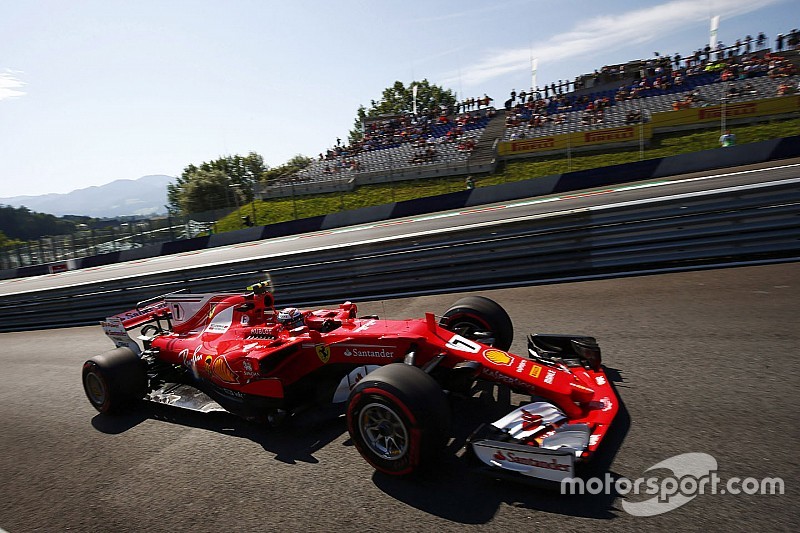 Raikkonen quase atropela fotógrafo na entrada de pitlane