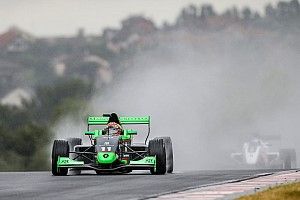 Eurocup Nurburgring: Fenestraz menangi Race 2, Presley ke-25