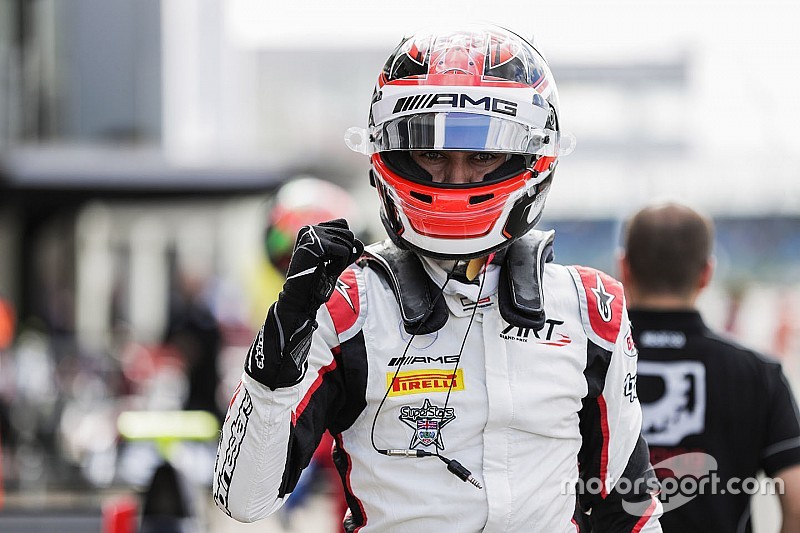 George Russell se lleva la pole position