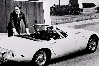Quand James Bond prenait place dans une Toyota