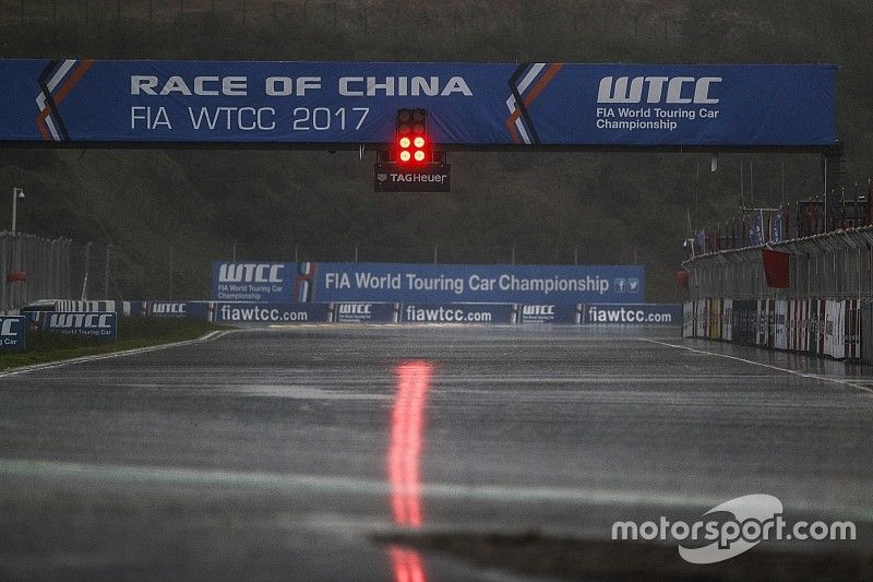 Il tifone fa spostare le qualifiche di Motegi a domenica