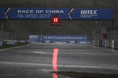Il tifone fa spostare le qualifiche di Motegi a domenica