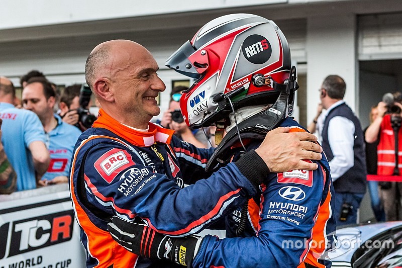 Michelisz respinge gli ordini: "Aiuterò Tarquini, so da solo cosa debbo fare"