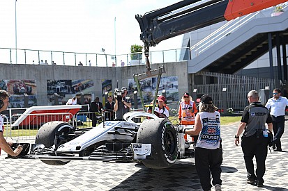 Les crashs Hamilton-Räikkönen, Grosjean-Sainz, Ericsson en vidéo