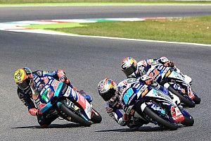 Fotogallery: Martin piega Bezzecchi e "Diggia" in Moto3 al Mugello