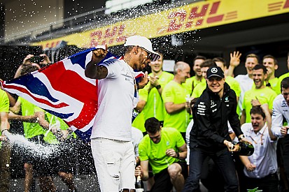 Lauda: Bottas, Hamilon'dan yavaş değil