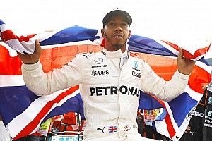 Hamilton: Negosiasi kontrak Mercedes 'berjalan mudah'