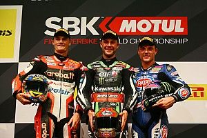 Course 2 - Rea conclut la saison sur un doublé, Davies vice-champion