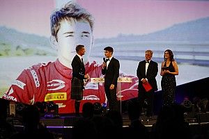 Leclerc, Debutante del Año en los Autosport Awards