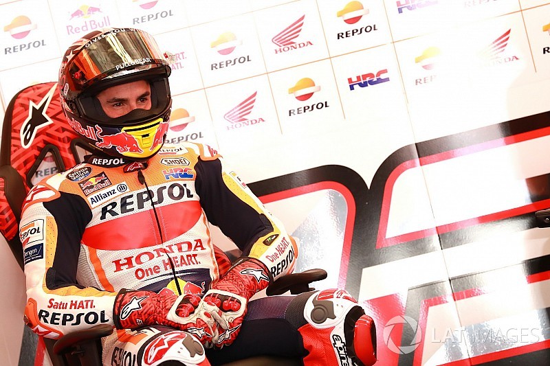 Márquez es sancionado y perderá posiciones en la parrilla
