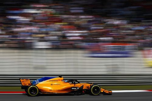 Alonso espera McLaren forte em Baku apesar de retas