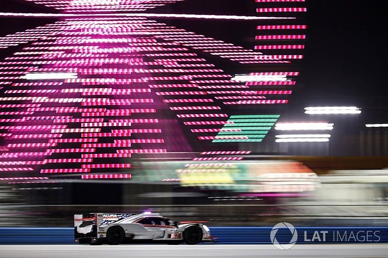 24 Ore di Daytona, 10° ora: le Acura del team Penske occupano la vetta