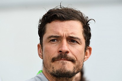 Orlanda Bloom, Formula E aracıyla kaza yaptı!