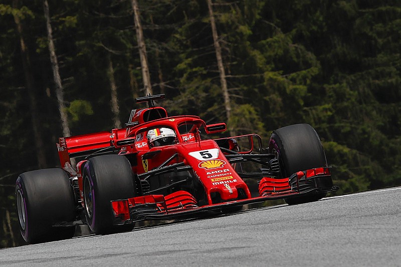 Vettel: nem direkt tartottam fel Sainzot, nem akartam elcseszni a körét
