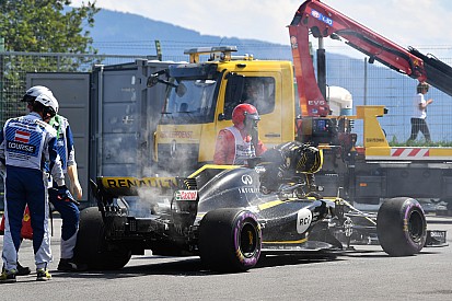 Csalódottan, fejlesztett turbóval utazik a Renault a Brit Nagydíjra