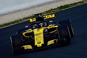 Fotogallery: le foto più belle della Renault R.S.18 nei test del Montmelo