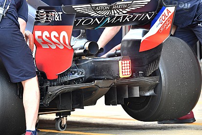Which F1 team is winning the early aero war?
