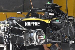 Renault: ecco i due coni anti-intrusione che sono rimasti in posizione classica