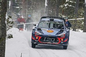 Svezia, PS13: strepitoso crono di Neuville. Scintille tra Tanak e Meeke
