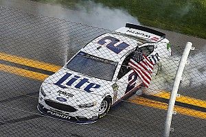 Brad Keselowski vince in rimonta la Daytona Clash 2018