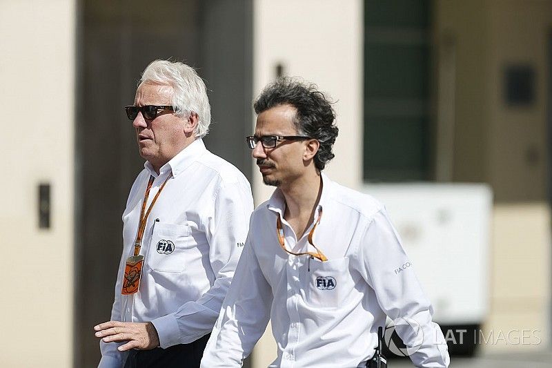 Charlie Whiting, FIA wedstrijdleider en Laurent Mekies, FIA Safety Director