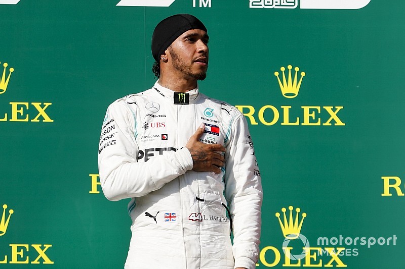 Így üvöltött a magyar lelátó a Hungaroringen Hamilton előzésénél: videó