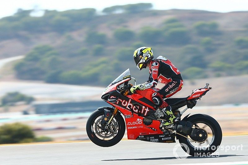 SBK, Portimao, Gara 2: Bautista finalmente ritrova la vittoria